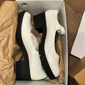 UO Urban Outfitters Daria Treaded MaryJane Shoes. Size 9 💌🤍